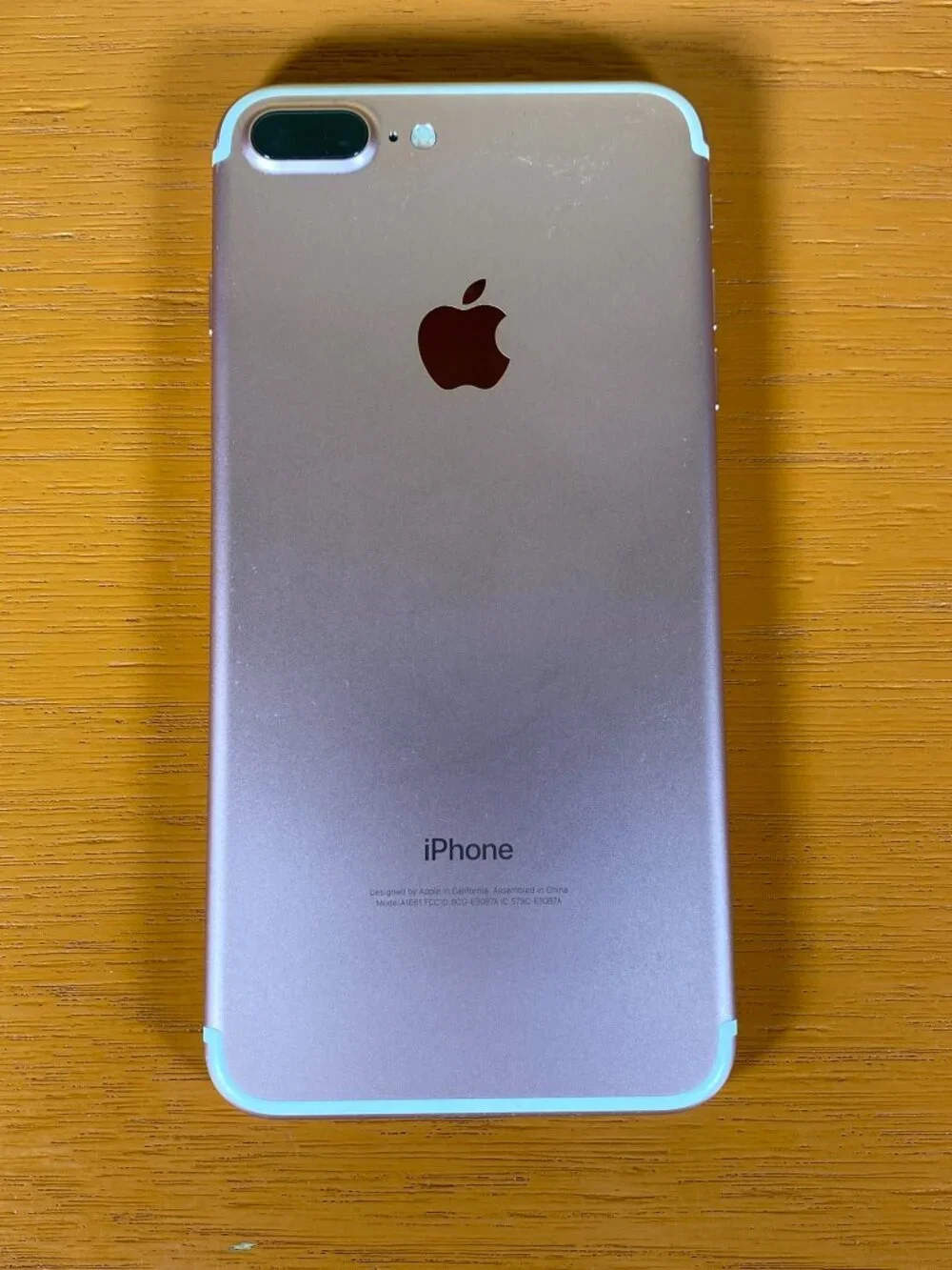 Unlocked Apple iPhone 7 Plus Rose Gold 32GB Smartphone *No Touch ID*